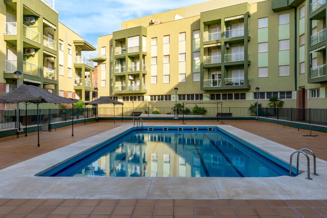 Bonito Apartamento En La Playa Con Piscina ตอร์เรนูเอวา ภายนอก รูปภาพ